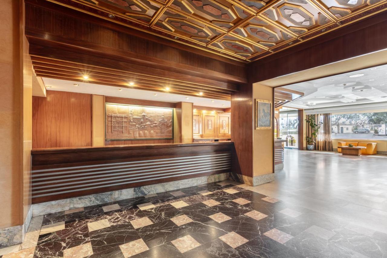 Crisol Regio Hotel Santa Marta de Tormes Eksteriør billede