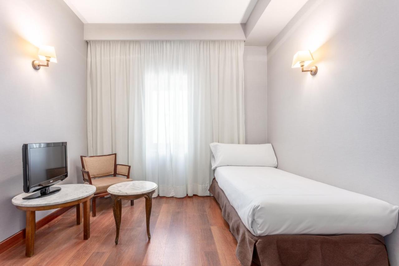 Crisol Regio Hotel Santa Marta de Tormes Eksteriør billede