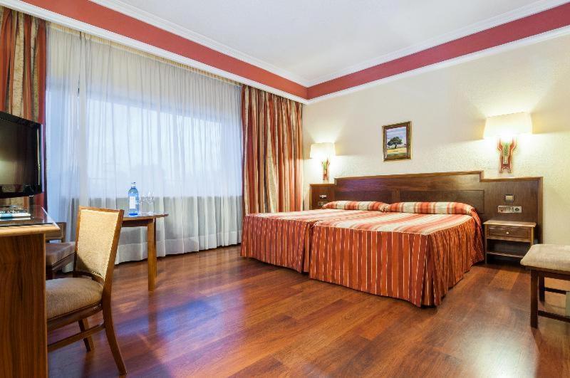 Crisol Regio Hotel Santa Marta de Tormes Værelse billede