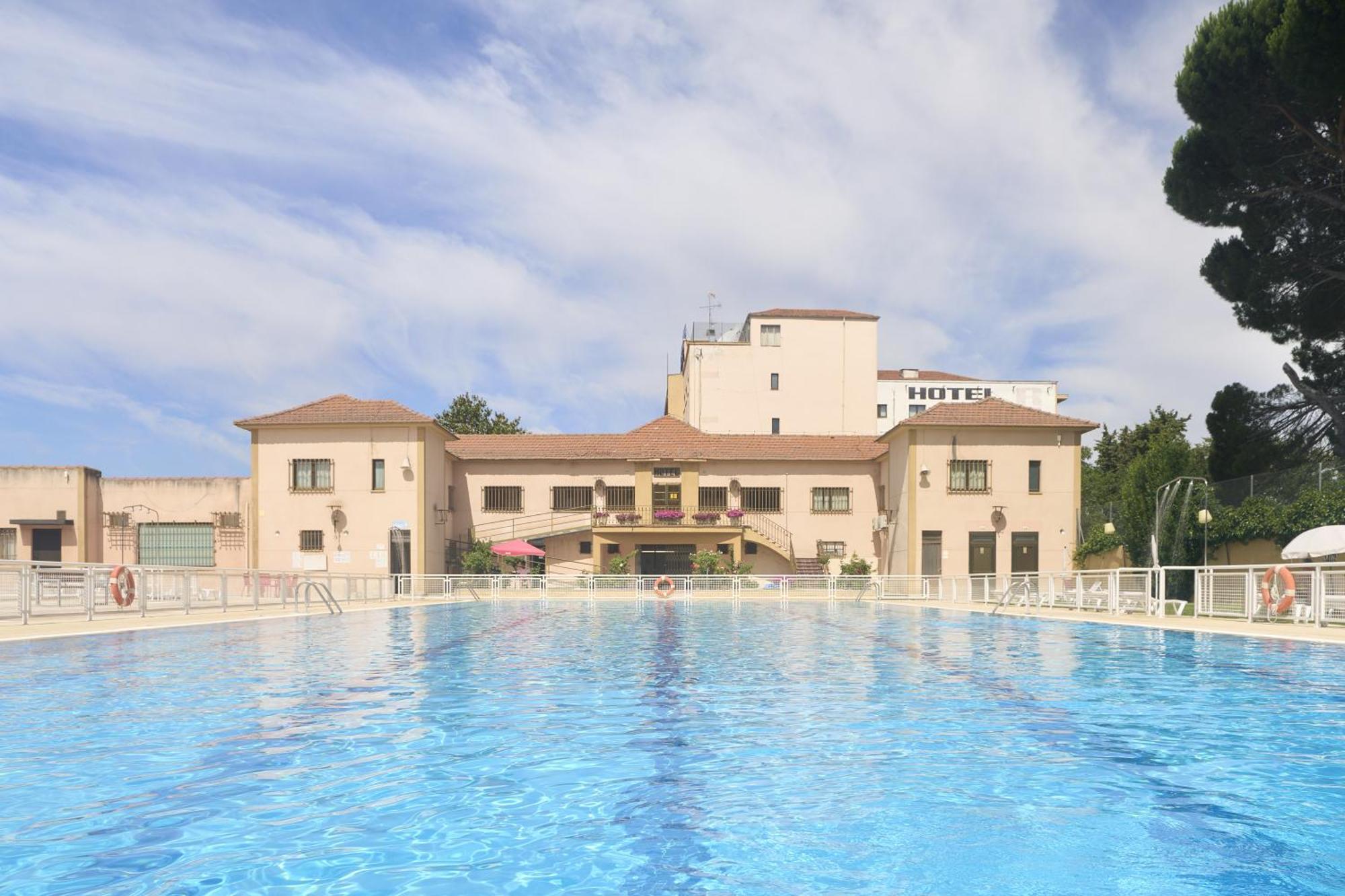 Crisol Regio Hotel Santa Marta de Tormes Eksteriør billede